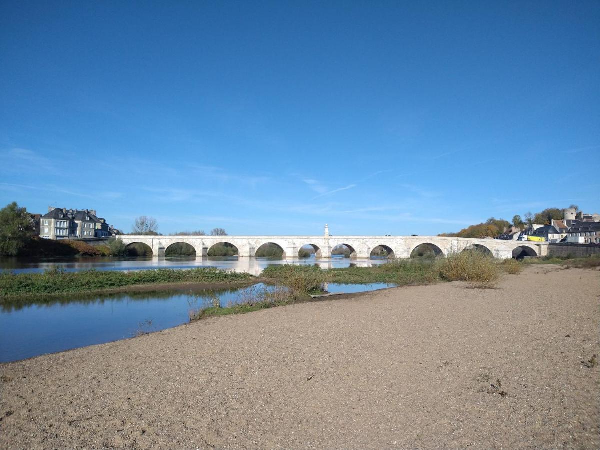 Le Passage Διαμέρισμα La Charité-sur-Loire Εξωτερικό φωτογραφία