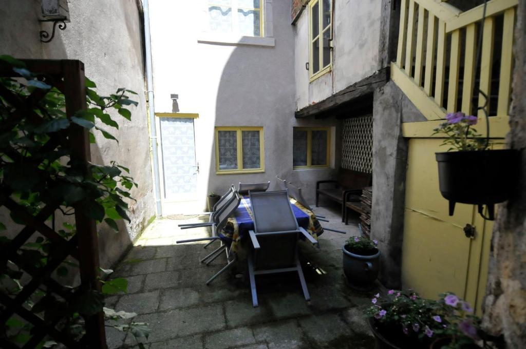 Le Passage Διαμέρισμα La Charité-sur-Loire Εξωτερικό φωτογραφία